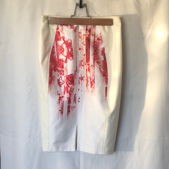 Tahari Pencil Skirt - Picture 2 of 5